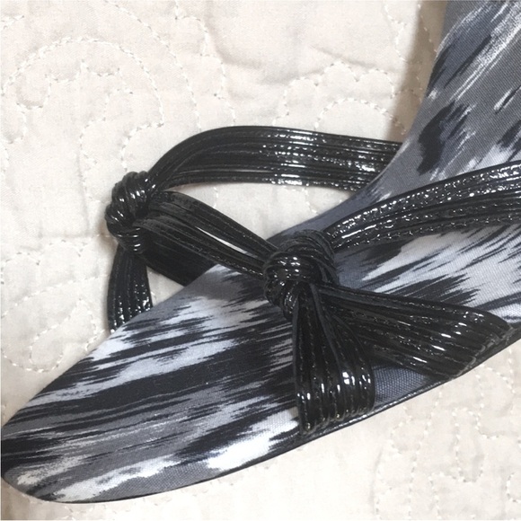 Via Spiga Wrap Around the Ankle Strap High Heel Shoes Women’sSize 9 - Picture 3 of 6